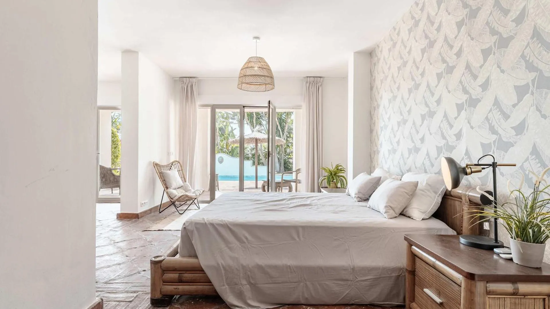Villa Los Olivos Boho Style Pool Tranquile Marbella