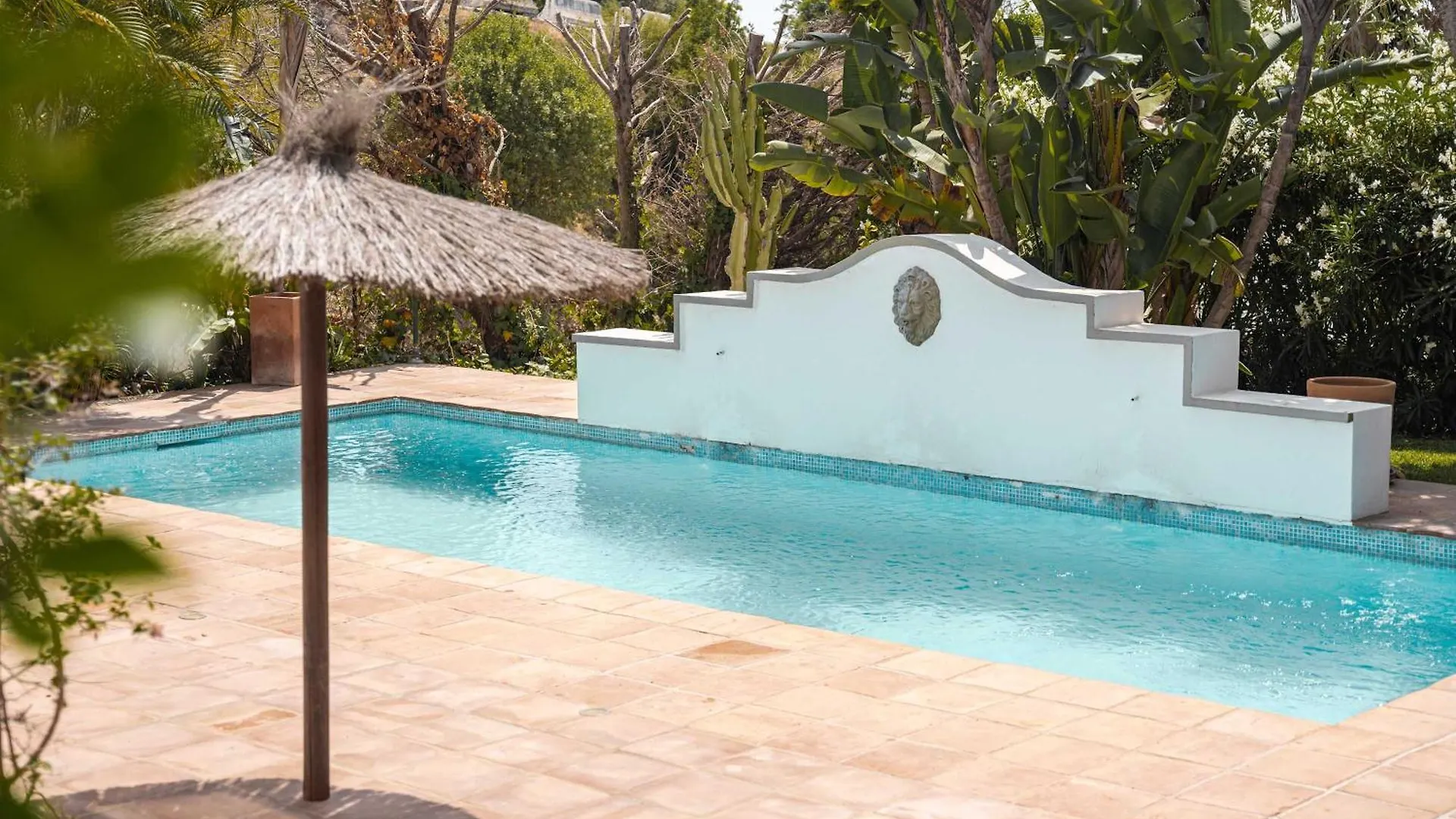 Villa Los Olivos Boho Style Pool Tranquile Marbella